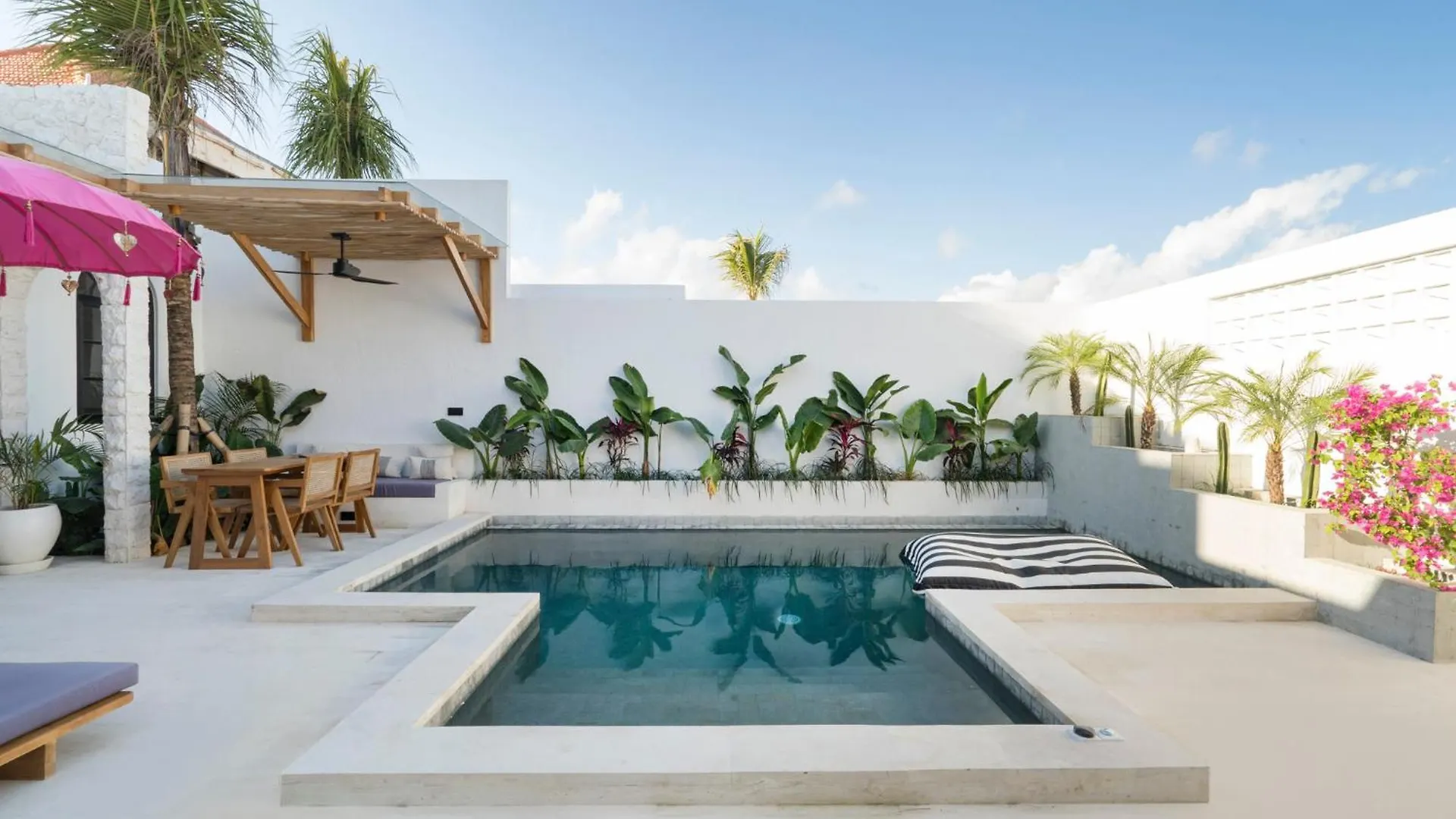 Villa Cosmo - Uluwatu By Yolla Hospitality
