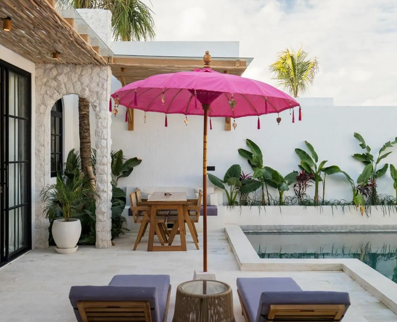 Villa Cosmo - Uluwatu By Yolla Hospitality  Uluwatu (Bali)